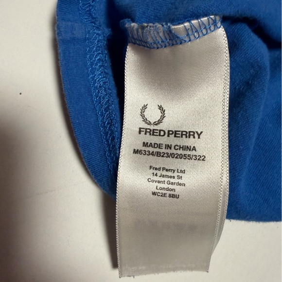 Fred Perry blue t-shirt - Picture 7 of 7